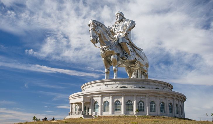 Thành Cát Tư Hãn (Chinghis Khan, 1162-1227) là người sáng lập ra đế chế Mông Cổ hùng mạnh 