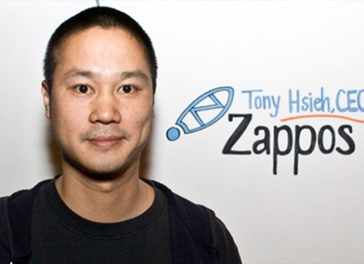 Triết lý kinh doanh tuyệt vời của Zappos - đặt hàng ở web của đối thủ cạnh tranh giúp khách hàng