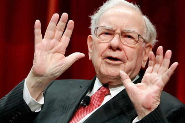 Warren Buffett, Donadl Trump, vay nợ