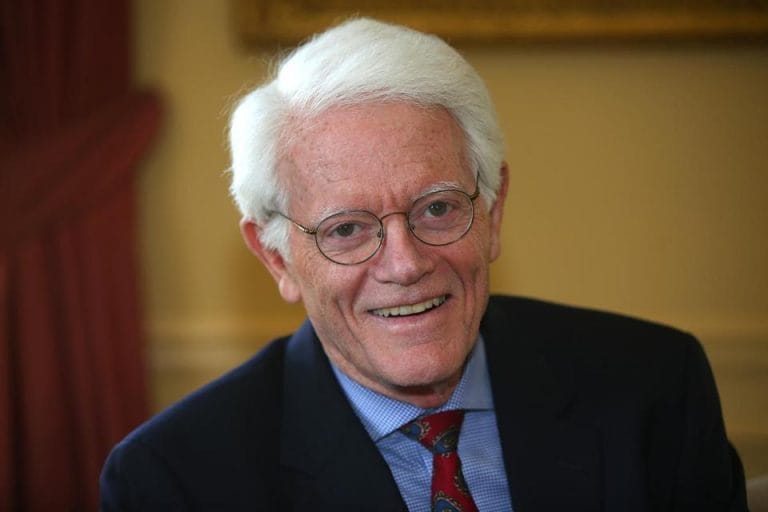 NĐT huyền thoại Peter Lynch
