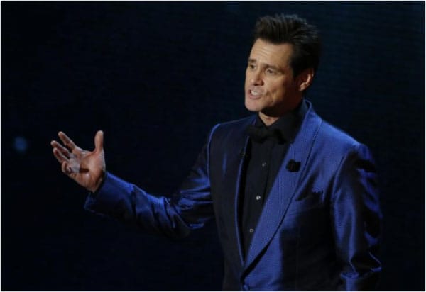 Jim Carrey là một diễn viên điện ảnh, diễn viên hài kịch, người viết kịch bản và nhà sản xuất phim người Canada đã 2 lần nhận giải Quả cầu vàng. 