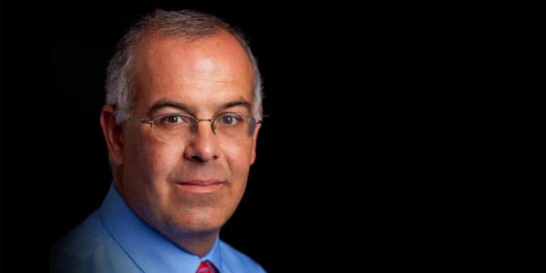 David Brooks là một tác giả người Mỹ và nhà bình luận chính trị và văn hóa bảo thủ, người viết cho tờ The New York Times