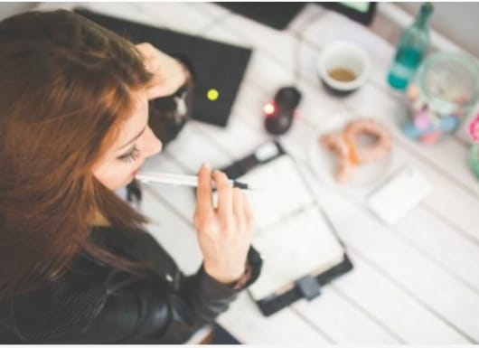 Để trở nên giàu có, bạn cần nắm rõ đường đi của thu nhập bản thân. Ảnh: Entrepreneur