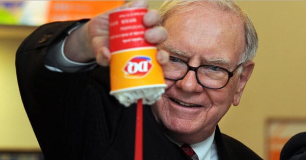 Nhiều người đã khuyên Warren Buffett đầu tư vào công nghệ nhưng hết thảy đều nhận sự khước từ bởi vị tỷ phú này có chiến lược của riêng mình.