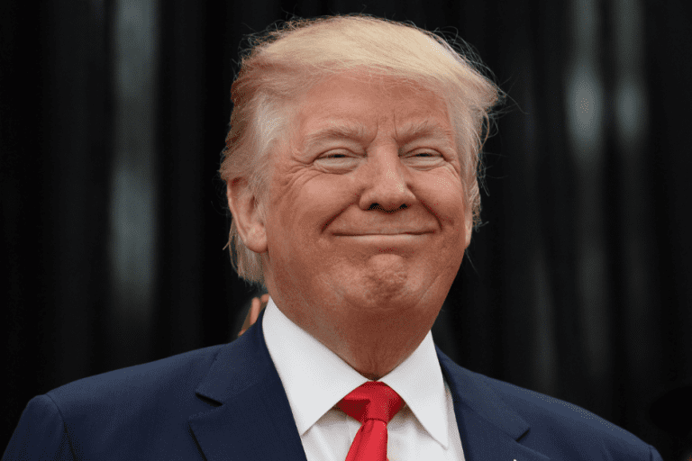 Donald Trump: Cổ phiếu và Trái phiếu.