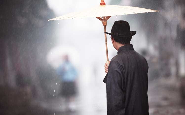 Chuyện phú thương giấu tiền trong ô