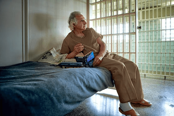 Bernard Madoff trong tù. Nguồn: Business Insider