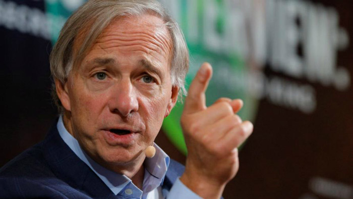 Tỷ phú Ray Dalio - nhà sáng lập của quỹ đầu tư Bridgewater Associates - khuyên không nên theo đuổi quá nhiều mục tiêu cùng lúc