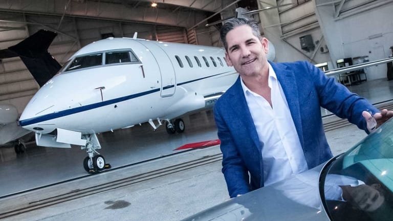 Triệu phú tự thân Grant Cardone