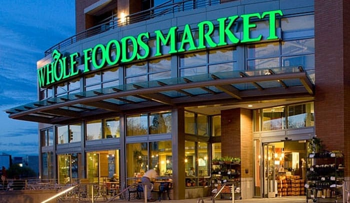 Whole Foods là chuỗi siêu thị đầu tiên phân phối kẹo không đường của Alina Morse Whole Foods là chuỗi siêu thị đầu tiên phân phối kẹo không đường của Alina Morse