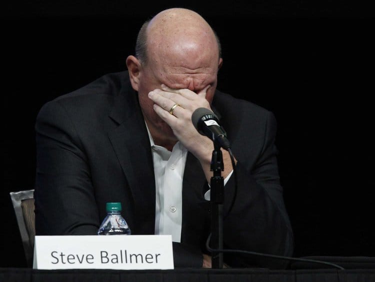 Trong thời gian làm CEO, Ballmer mắc phải những sai lầm gây thiệt hại tới cả tỷ USD cho Microsoft, đánh mất vị trí thống trị thị trường.