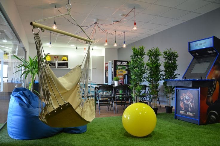 Kỳ 1 thế giới cổ tích Google: đồ ăn như khách sạn 5 sao, nhân viên được quyền đưa thú nuôi đi họp!Kỳ 1 thế giới cổ tích Google: đồ ăn như khách sạn 5 sao, nhân viên được quyền đưa thú nuôi đi họp!