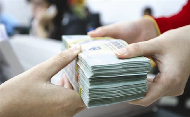 RÚt tiền ngân hàng dể dàng như mọi người vẫn nghĩ