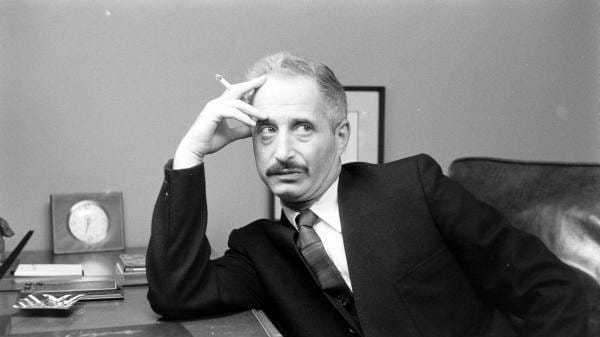Ralph R. Greenson, một nhà tâm lý học và tâm lý học nổi tiếng của Mỹ