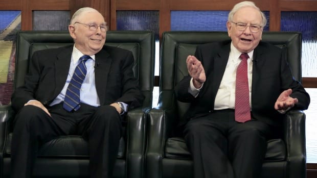 Charlie Munger và Warren Buffett