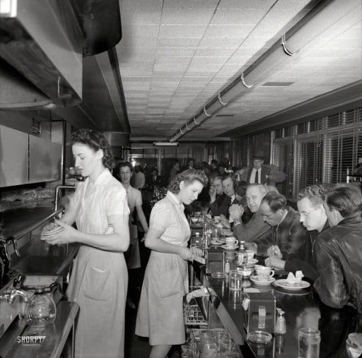 Hot Shoppe