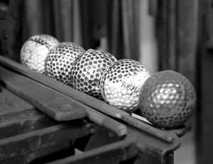 Cậu đã khởi sự rất nhiều việc kinh doanh khác nhau. Cậu từng mua những quả bóng golf cũ về tân trang để bán lại với giá 6 đô la một tá