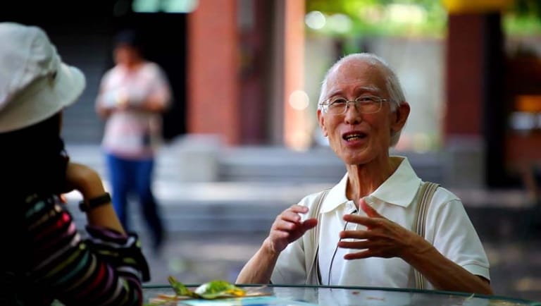 Thi sĩ Dư Quang Trung ,tác giả nổi tiếng được coi là một trong những nhà văn kinh điển của thế giới văn học đương đại