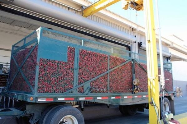 Cách vua tương ớt gốc Việt bán Sriracha cho toàn nước Mỹ