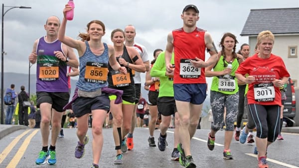 Đăng ký thi chạy marathon