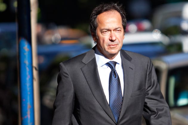 John Paulson từng nhanh chóng trở thành doanh nhân thành đạt, hình mẫu nhà đầu tư thành công trên thị trường tài chính Mỹ.