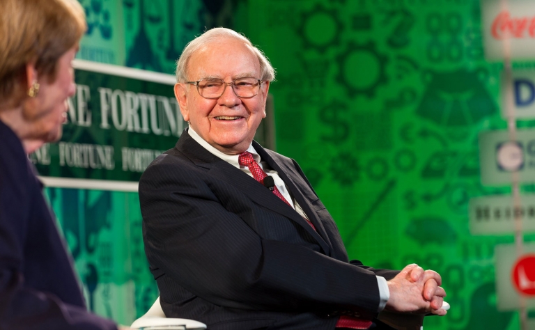 Khi nhận được một đề nghị đầu tư, Buffett luôn nhìn vào chất lượng của món hàng trước khi quan tâm tới giá cả của nó.