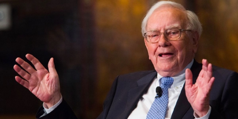 Với Warren Buffett thì: “Tăng đôi tài sản không giúp bạn hạnh phúc hơn”