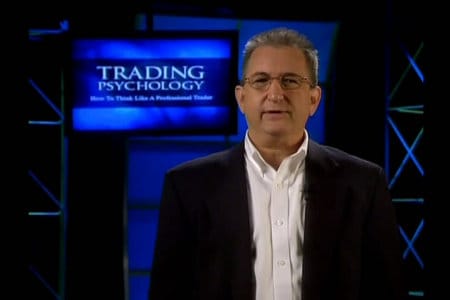 Mark Doughlas, tác giả cuốn sách The Disciplined Trader