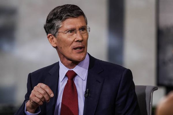 Sau khi nhậm chức chưa lâu, John Thain đã đối diện với rất nhiều khó khăn