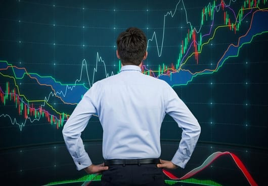 ai nên sử dụng phân tích kỹ thuật