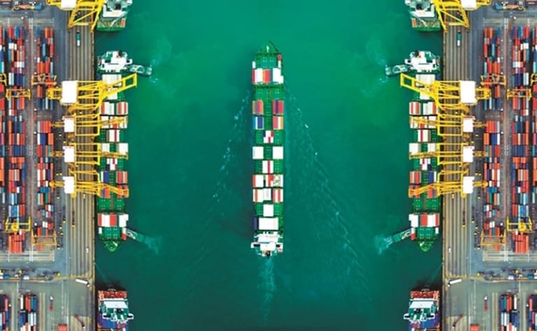 Hàng loạt hiệp định tự do thương mại giúp kinh tế Việt Nam có độ mở thương mại lớn.
