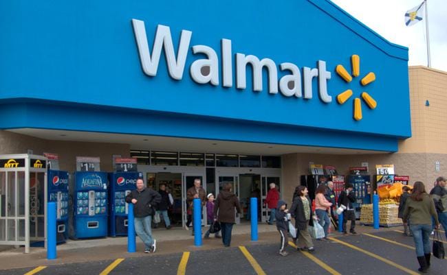 Amazon sẽ không “giết”nổi Walmart trên đấu trường trực tuyến?