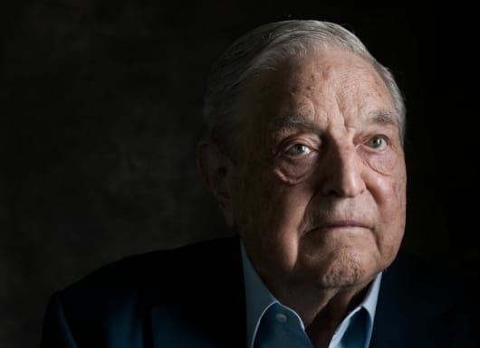 George Soros: Từ đứa trẻ chạy trốn phát xít Đức, lớn lên từ đáy xã hội đến ông vua đầu cơ mạo hiểm kiếm 1 tỷ USD trong 24 giờ