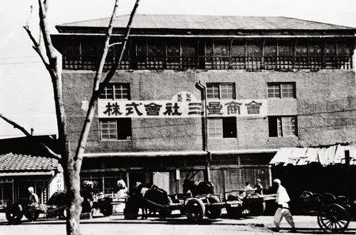 Các thương hiệu lớn trên thế giới khởi nghiệp như thế nào? 