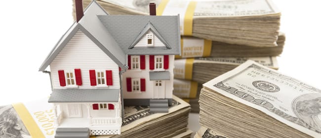 Họ mua tại mức giá quá cao sau nhiều năm thị trường bất động sản lên cơn sốt và ngay trước khi nền kinh tế hoặc khu vực nơi họ sở hữu bất động sản rơi vào suy thoái.