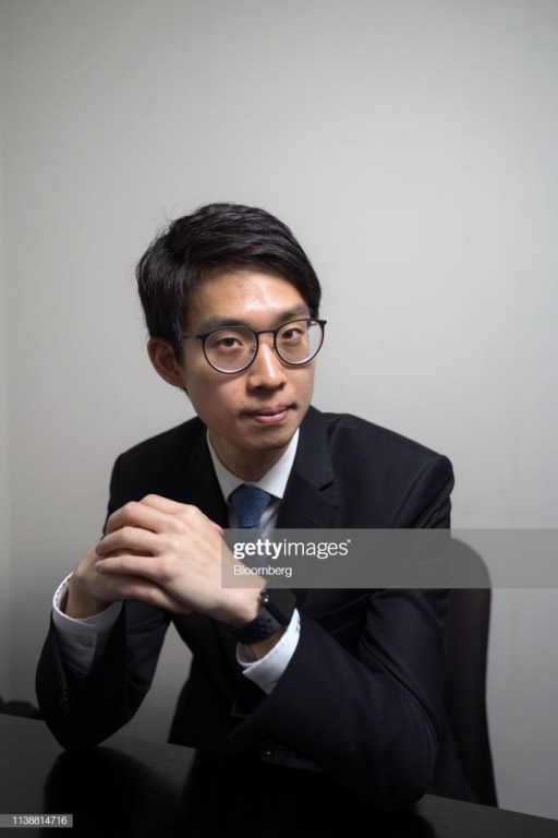Cũng giống nhiều người trẻ khác ở Hong Kong, Alex Shih đang dành dụm tiền để mua căn nhà đầu tiên của mình.