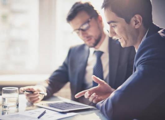 học tỷ phú định giá công ty