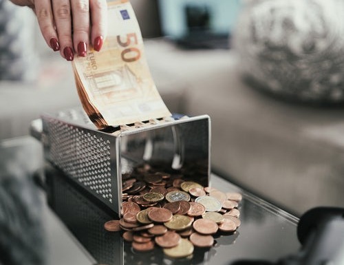Bí quyết làm chủ đồng tiền: Những sai lầm trong tiết kiệm và tâm lý "tiết kiệm hoang phí" (kỳ 1)
