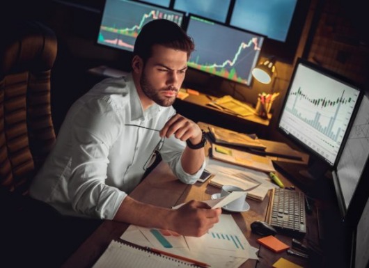 cách chọn cổ phiếu của trader Mỹ