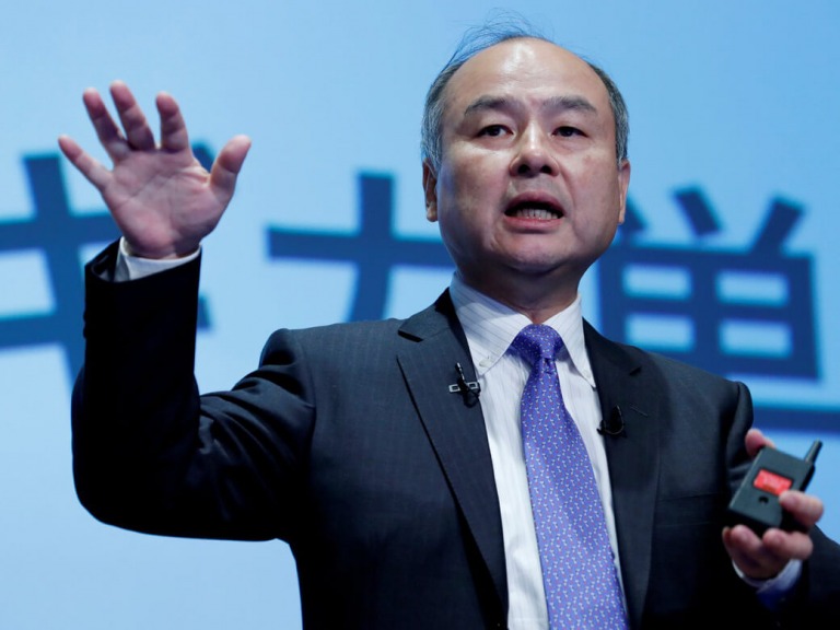 Những điều ít biết về tỷ phú "liều ăn nhiều" của SoftBank