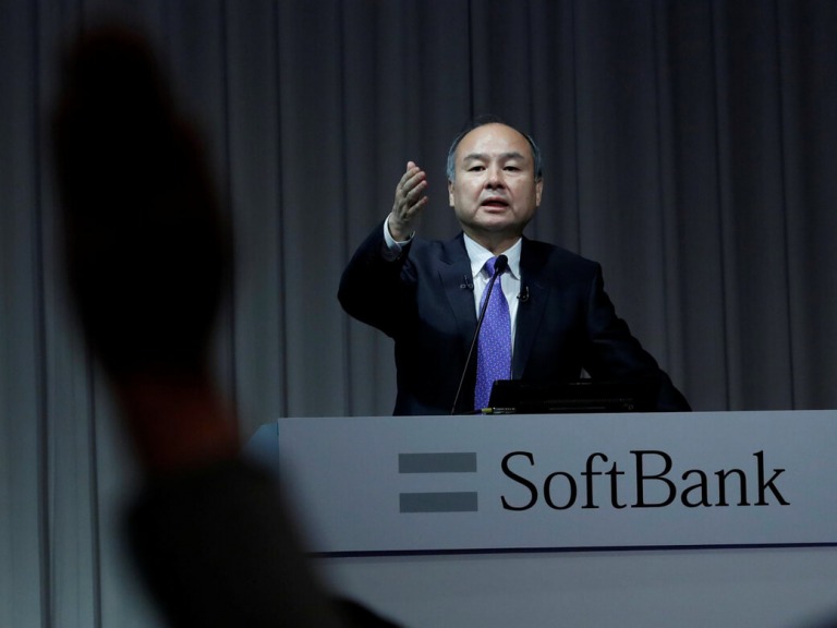 Những điều ít biết về tỷ phú "liều ăn nhiều" của SoftBank