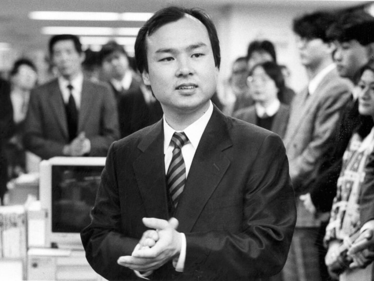 Những điều ít biết về tỷ phú "liều ăn nhiều" của SoftBank
