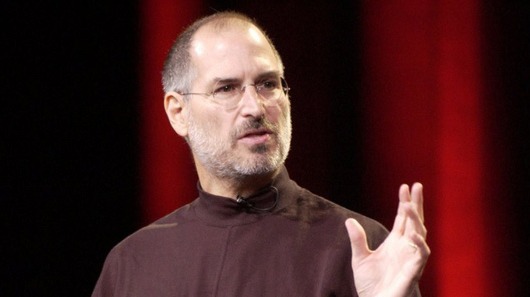 Steve Jobs “thao túng” người khác như thế nào?