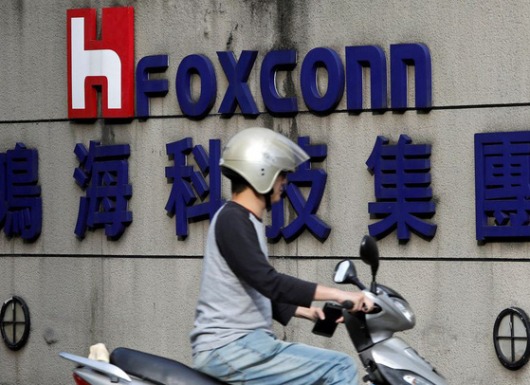 Dù chưa dời nhà máy iPhone ra khỏi Trung Quốc, Foxconn đã thu về gần 3 tỷ USD mỗi năm từ Việt Nam