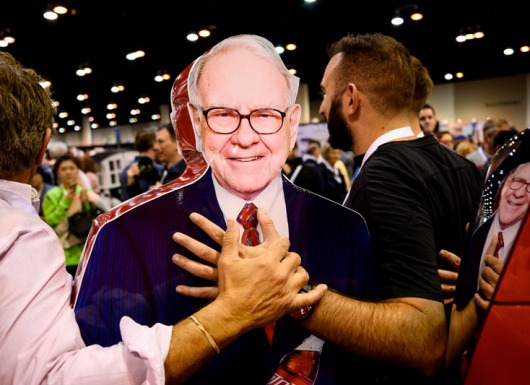 Học được gì từ đầu tư cổ phiếu Berkshire Hathaway?