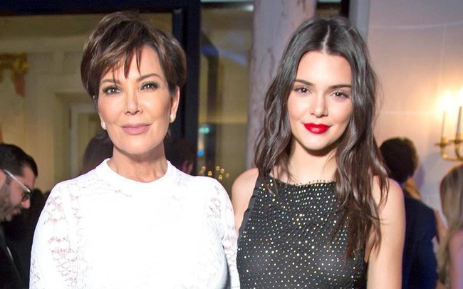 Kris Jenner, người đứng sau những đứa con thành đạt nhà Kardashians: Nếu không nỗ lực làm việc, bạn sẽ chẳng đạt được điều gì Kris Jenner, người đứng sau những đứa con thành đạt nhà Kardashians: Nếu không nỗ lực làm việc, bạn sẽ chẳng đạt được điều gì