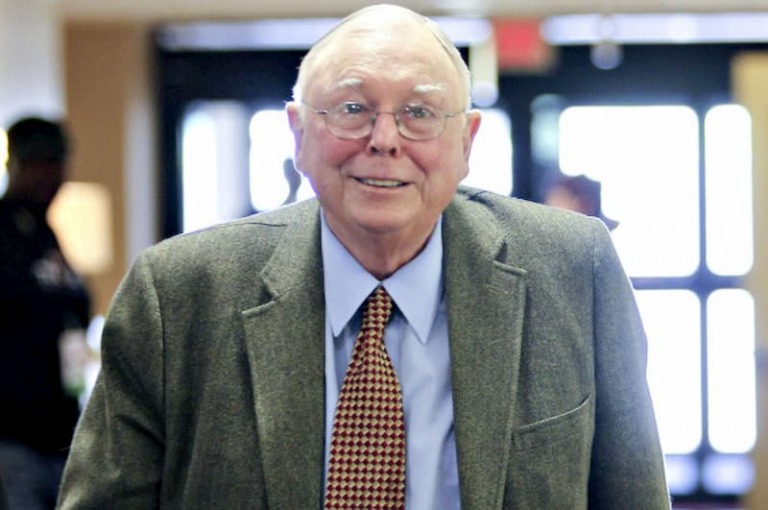 Lời khuyên của Charlie Munger cho NĐT: sử dụng đòn bẩy ít thôi