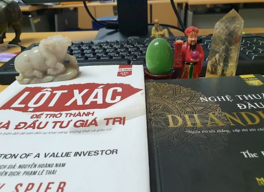 Review sách Lột xác để trở thành nhà đầu tư giá trị & Nghệ thuật đầu tư Dhandho