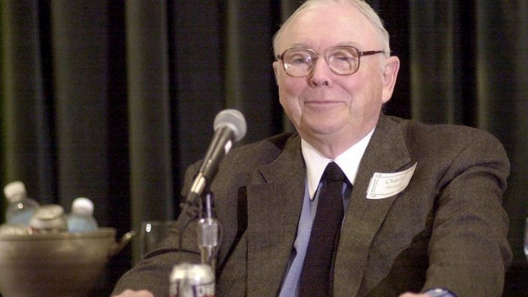 Charlie Munger - Trữ lượng dầu mỏ ảnh hưởng đến kinh tế và an ninh quốc gia