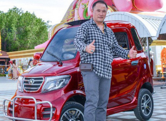 Cộng đồng mạng 'phát sốt' với chiếc ô tô điện ‘xịn xò’ chở được 2-3 người: Vừa không phải hít bụi mịn vừa thân thiện với môi trường lại có giá chỉ 75 triệu đồng bằng một chiếc xe máy!